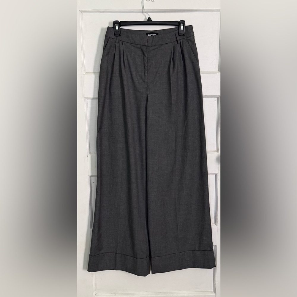 Express Editor Pleaded Gray Wide-Leg Pants
